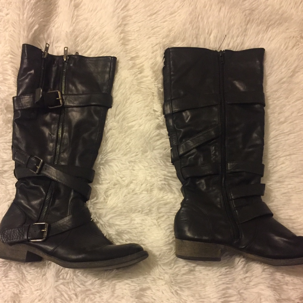 Black Boots
